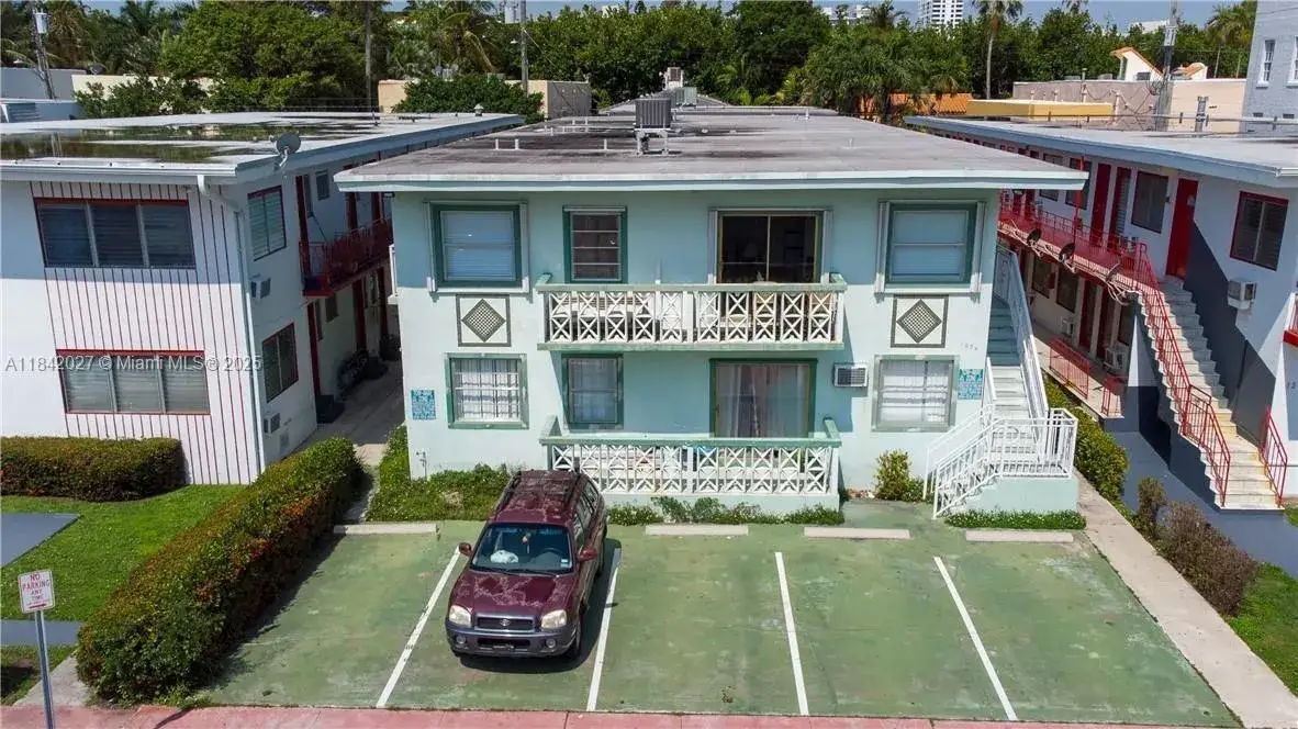 1 bedroom 1 bath Residential for sale at 1234 Euclid Ave # 7, Miami Beach FL 33139