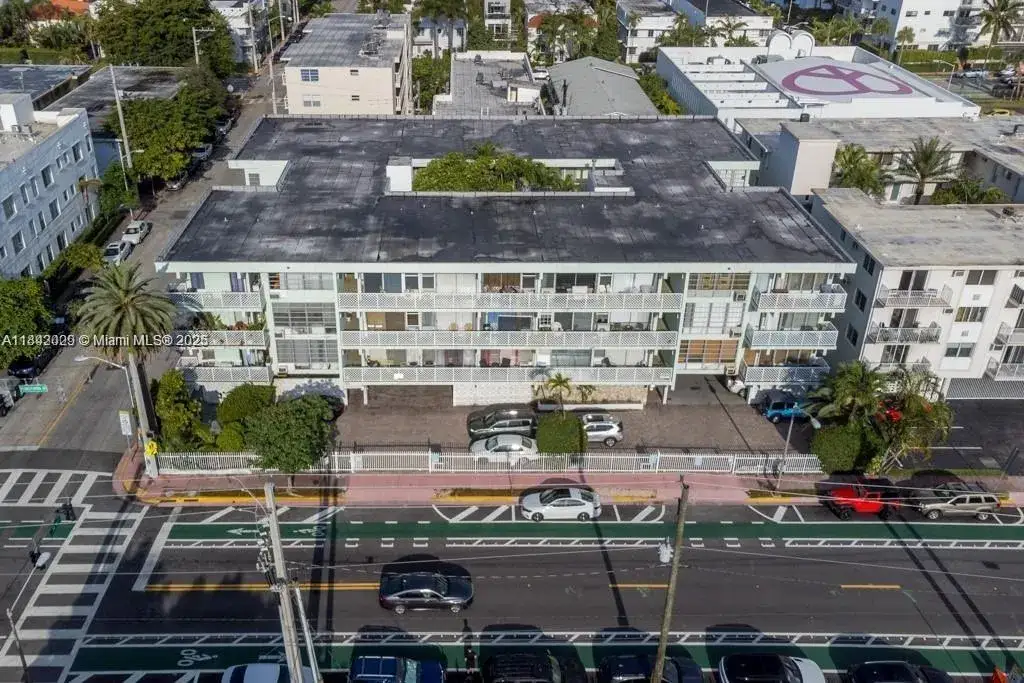 1 bath Residential for sale at 1400 Pennsylvania Ave # 50, Miami Beach FL 33139