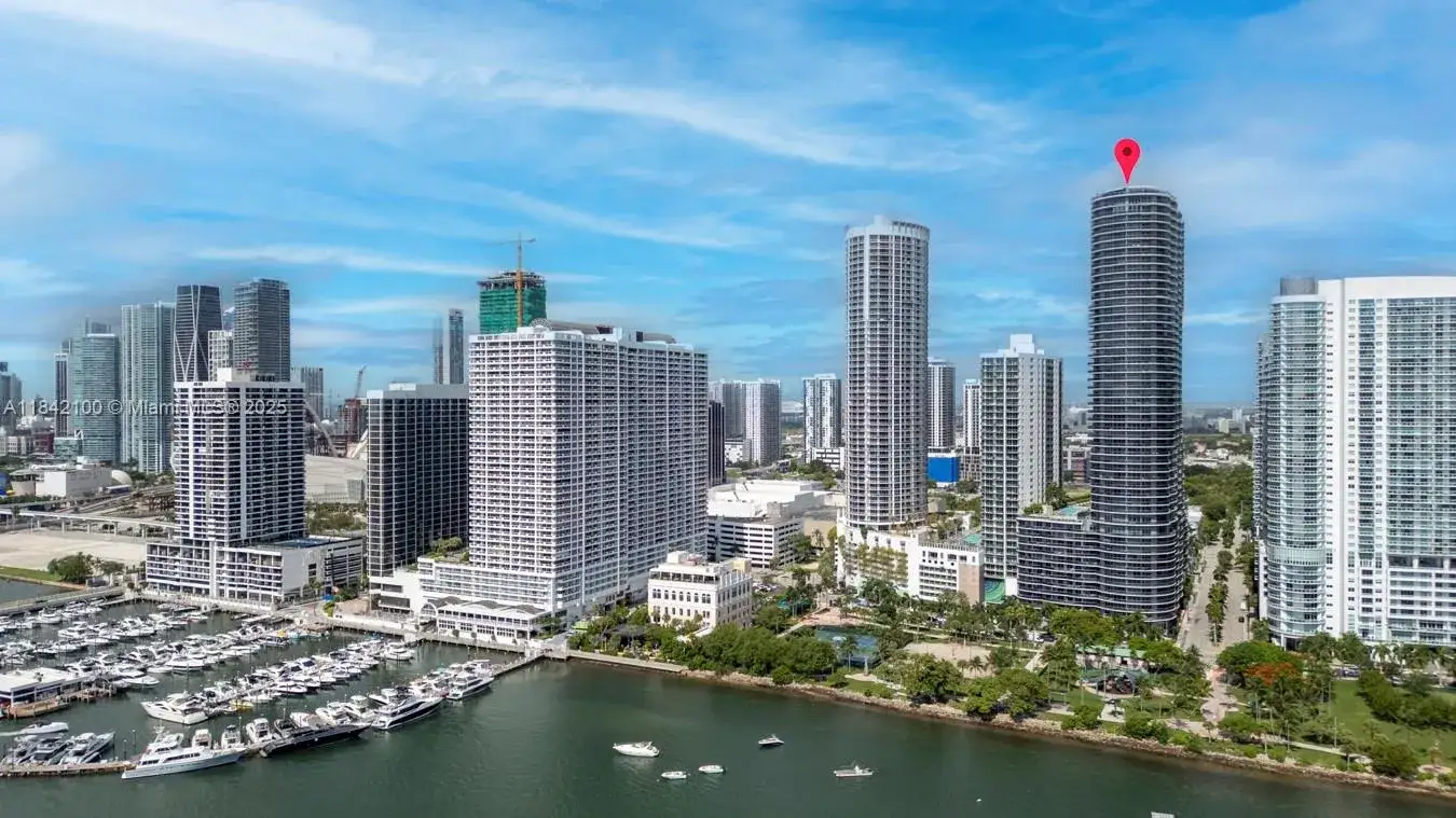 2 bedroom 3 bath Residential for sale at 488 NE 18th St # 2511, Miami FL 33132