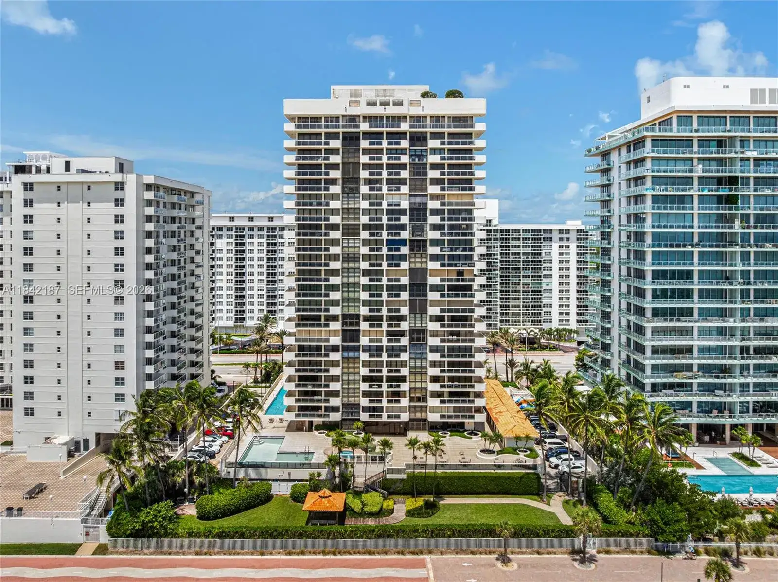 4 bedroom 6 bath Residential for sale at 5757 Collins Ave # 4, Miami Beach FL 33140