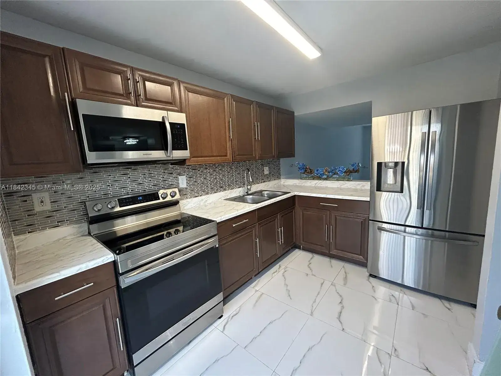 2 bedroom 2 bath Residential Lease for rent at 6345 SW 138th Ct # 112, Miami FL 33183