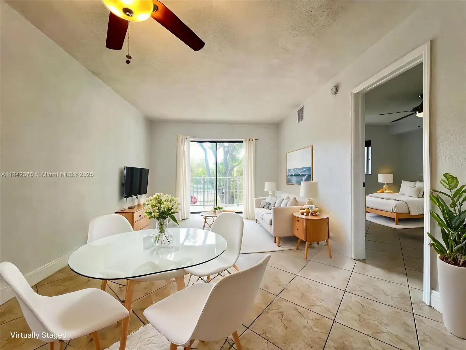 1 bedroom 1 bath Residential Lease for rent at 445 SW 11th St # 201, Miami FL 33130