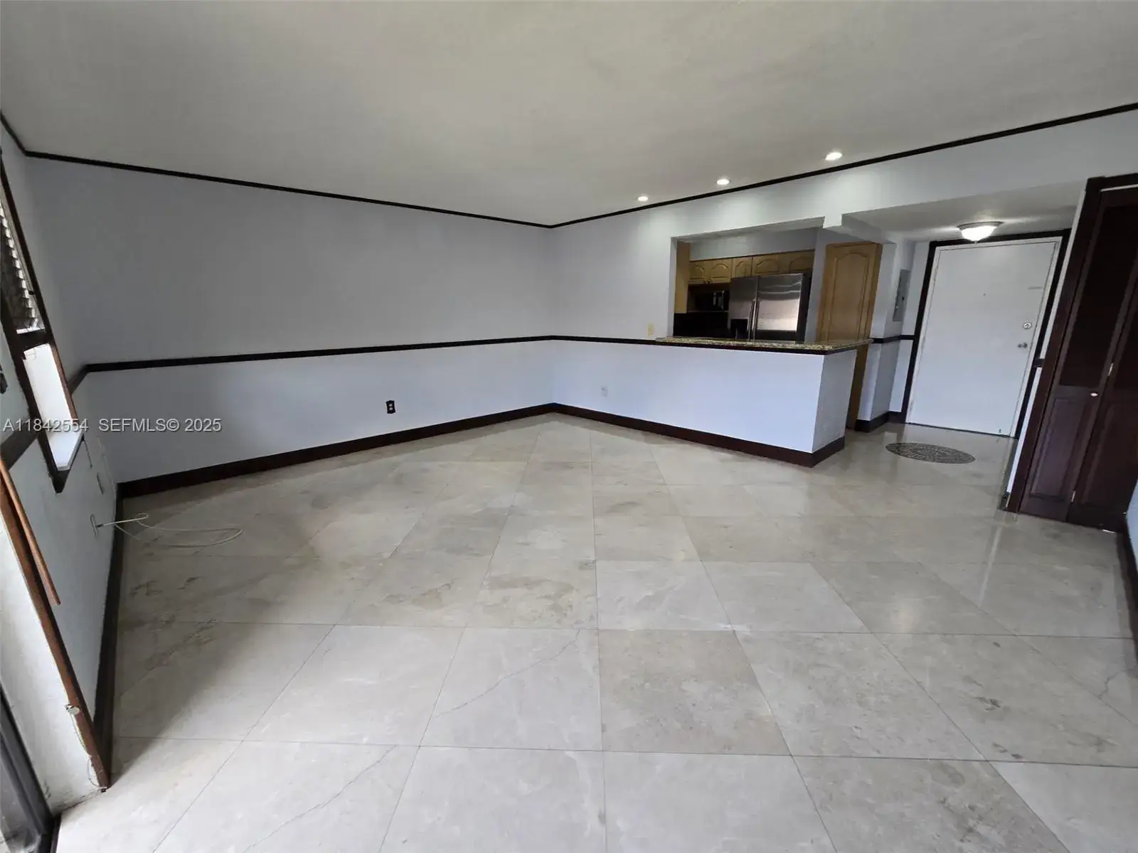 3 bedroom 2 bath Residential for sale at 8425 NW 8th St # 307, Miami FL 33126