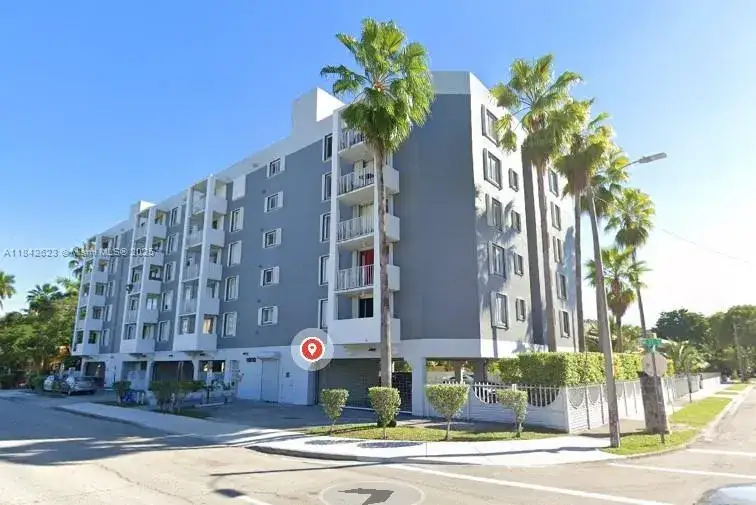 2 bedroom 2 bath Residential Lease for rent at 1010 NW 11th St # 408, Miami FL 33136