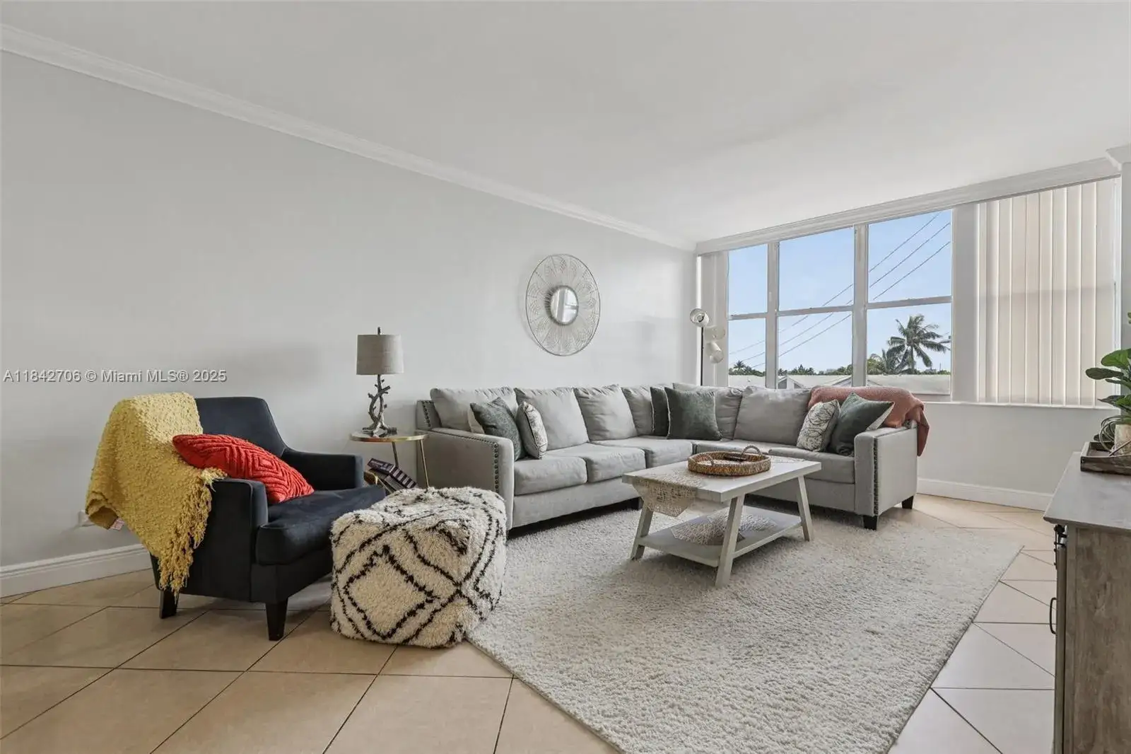 2 bedroom 2 bath Residential for sale at 7441 Wayne Ave # 2B, Miami Beach FL 33141