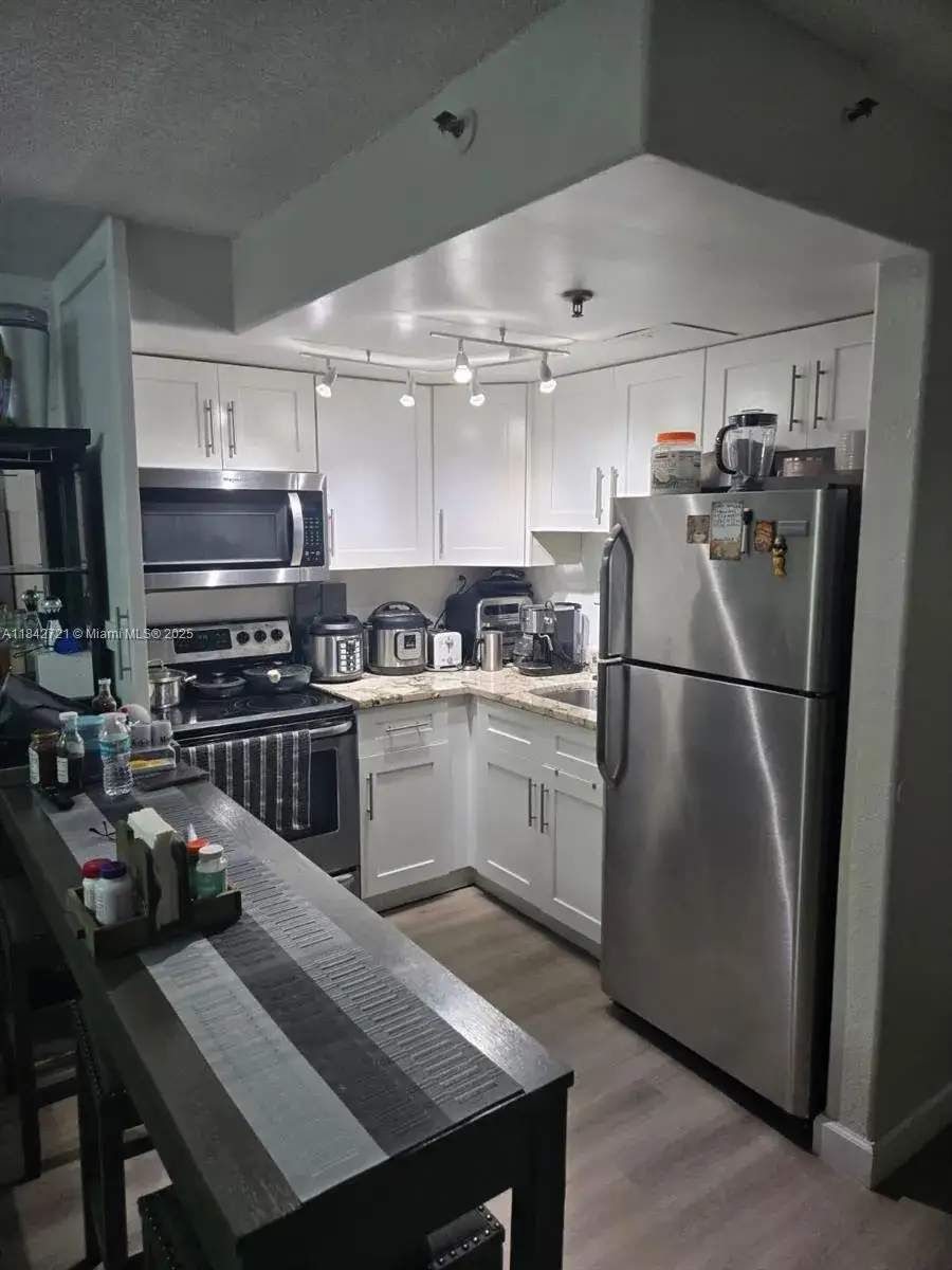 1 bedroom 1 bath Residential for sale at 16450 NW 2nd Ave # 310, Miami FL 33169