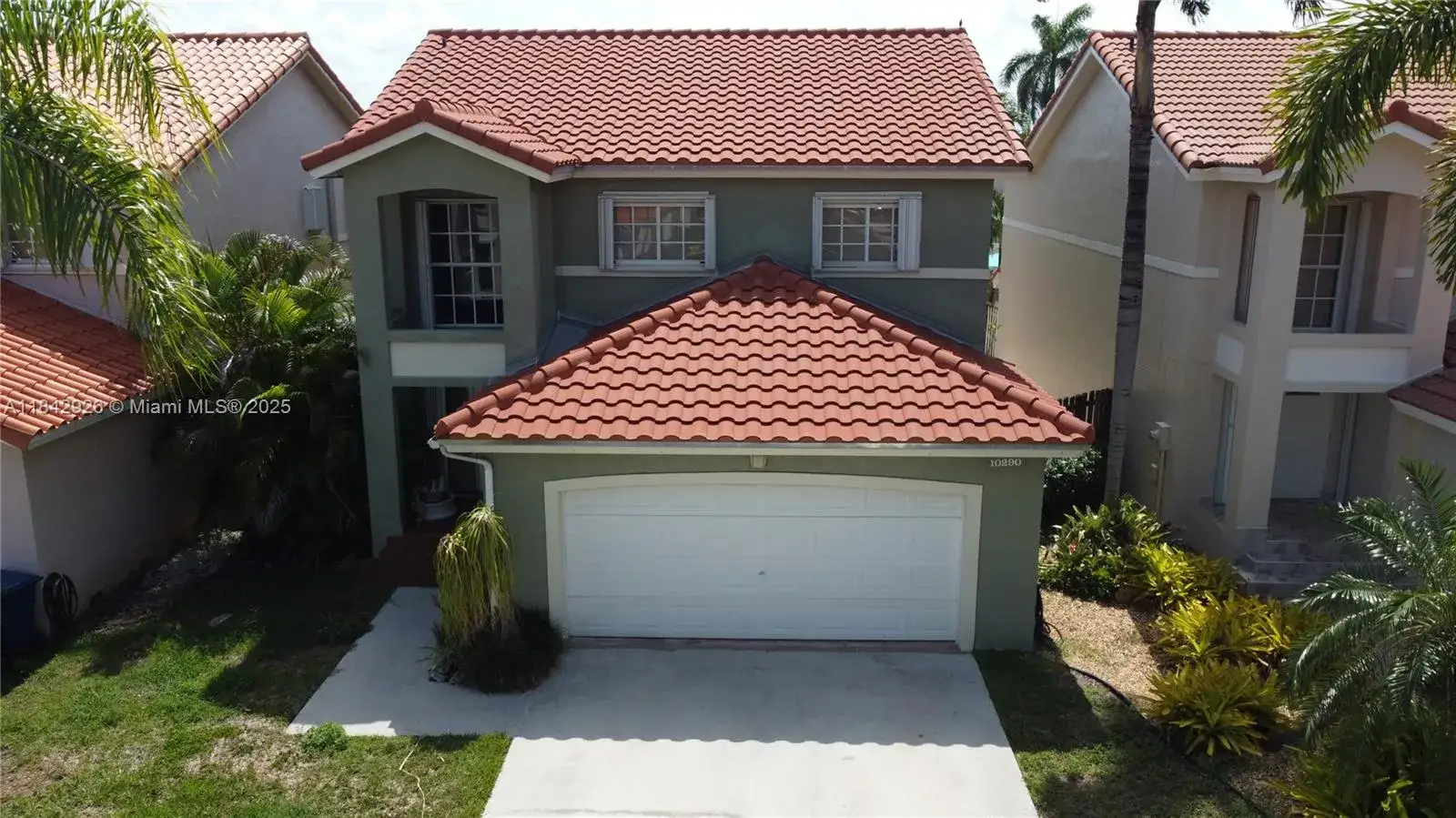 3 bedroom 2 bath Residential Lease for rent at 10290 SW 139th Ct, Miami FL 33186