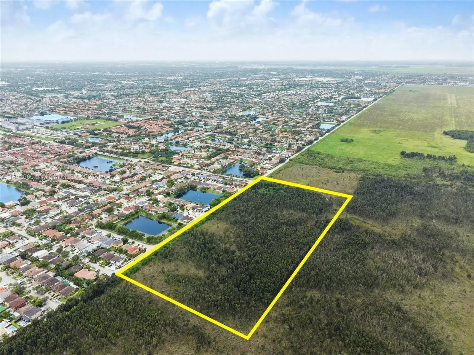 Commercial Land for sale at 16700 SW 52/56 ST, Miami FL 33185