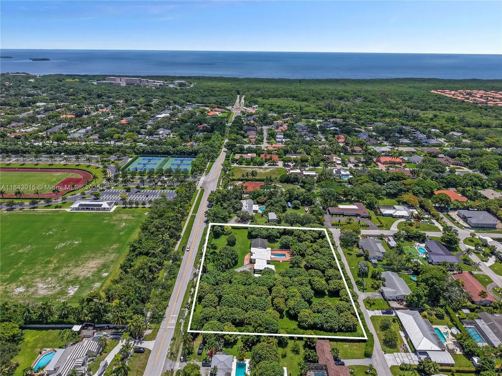3 bedroom 1 bath Residential for sale at 8000 SW 184th St, Cutler Bay FL 33157