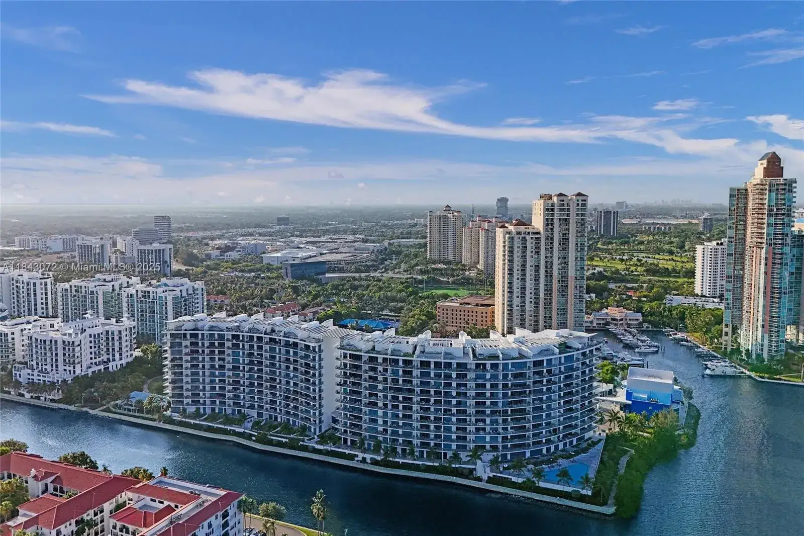 3 bedroom 4 bath Residential for sale at 3250 NE 188th St # 402, Aventura FL 33180