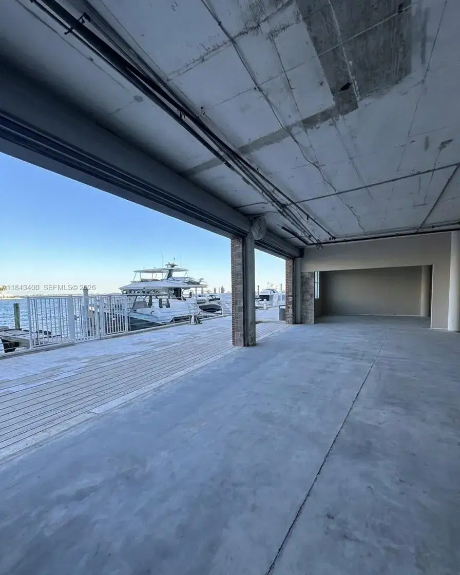 Business Opportunity for sale at 801 Brickell Bay Dr, Miami FL 33131