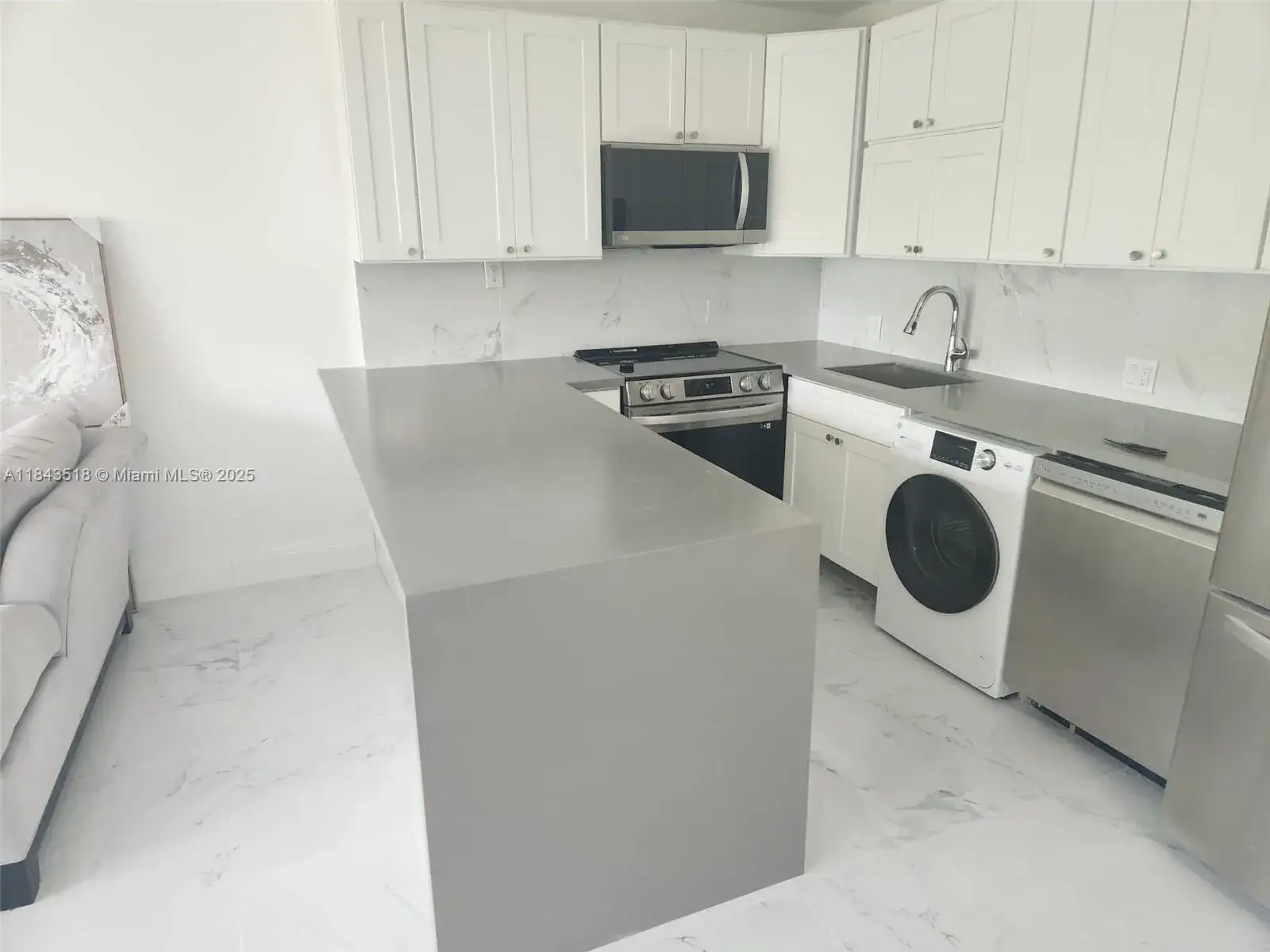 2 bedroom 1 bath Residential for sale at 206 Suffolk E # 206, Boca Raton FL 33434
