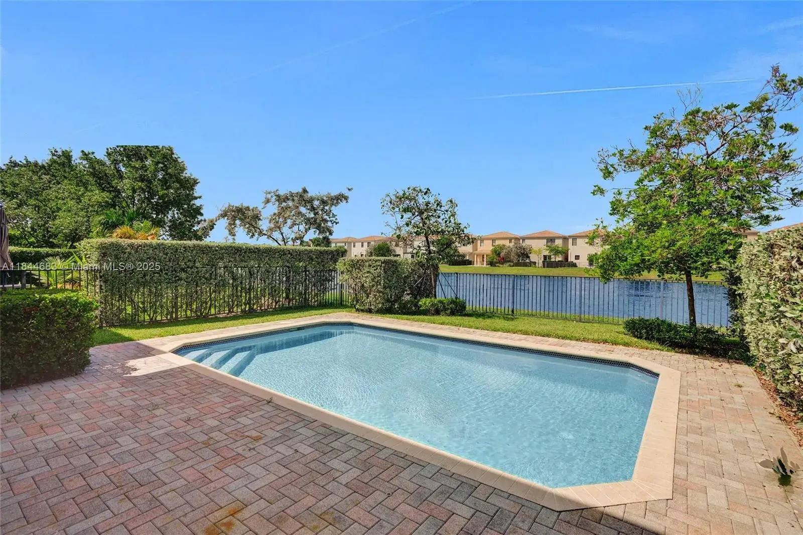 4 bedroom 2 bath Residential for sale at 643 NE 191st Ter, Miami FL 33179
