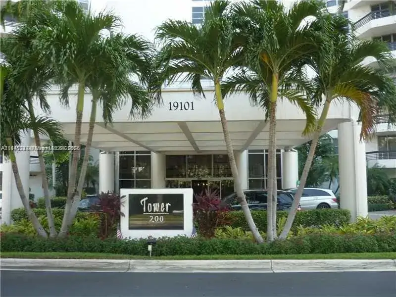 2 bedroom 2 bath Residential for sale at 19101 NE 36th Ct # 1405, Aventura FL 33180