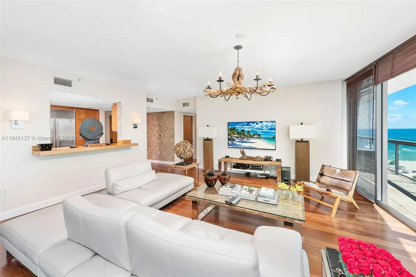 2 bedroom 2 bath Residential for sale at 101 20th St # 1706, Miami Beach FL 33139