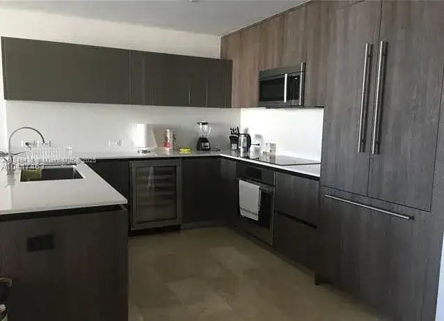 2 bedroom 2 bath Residential for sale at 88 SW 7th St # 2603, Miami FL 33130