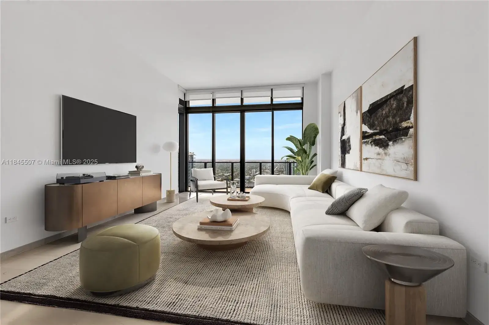 2 bedroom 2 bath Residential for sale at 68 SE 6th St # 4110, Miami FL 33131