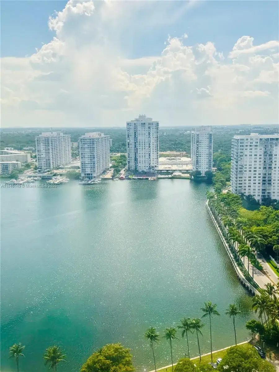 2 bedroom 2 bath Residential for sale at 18181 NE 31st Ct, Aventura FL 33160