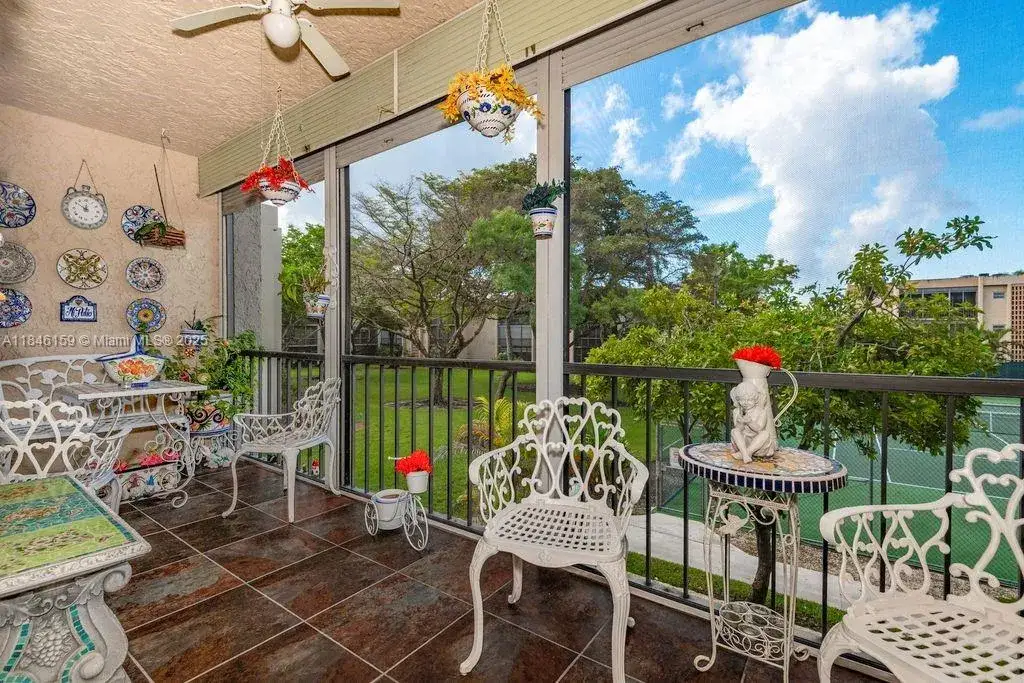 2 bedroom 2 bath Residential for sale at 8401 SW 107th Ave # 214E, Miami FL 33173
