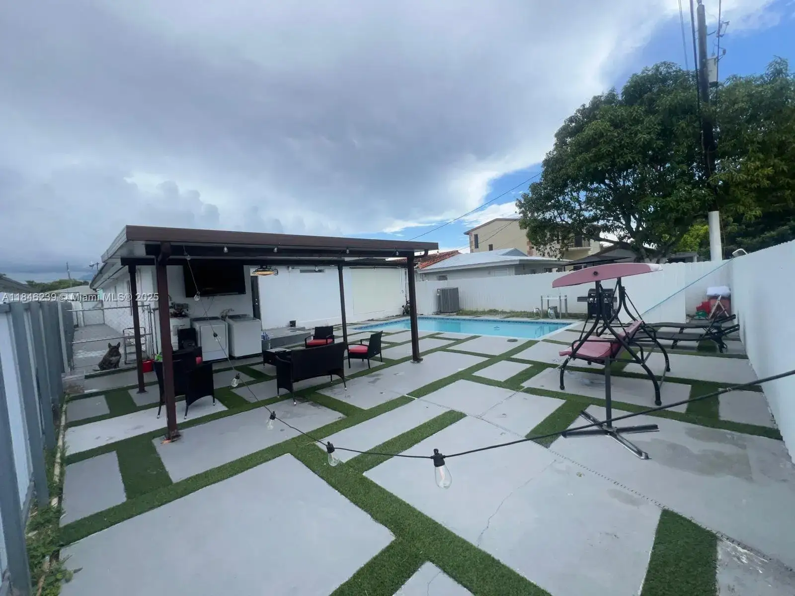 3 bedroom 2 bath Residential for sale at 2920 SW 69th Ave, Miami FL 33155