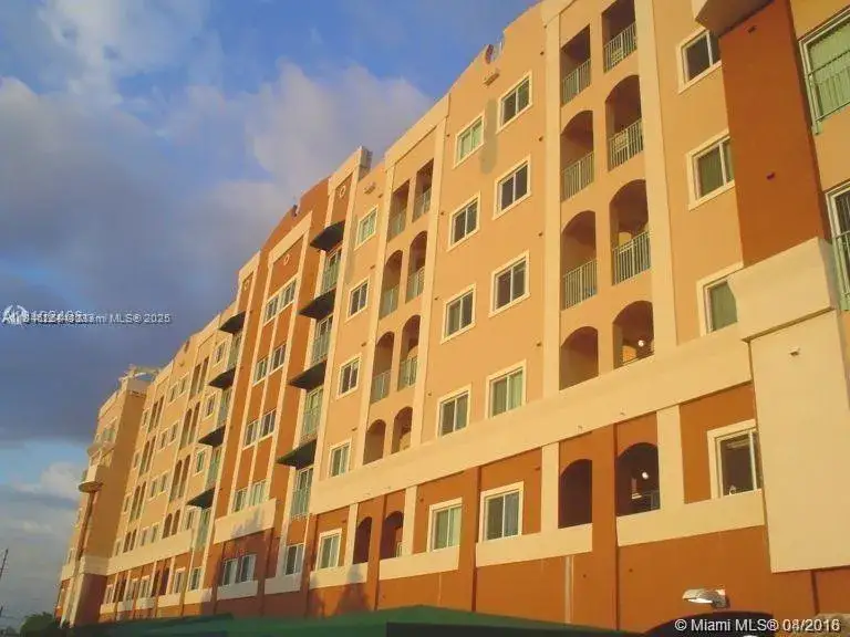 2 bedroom 2 bath Residential for sale at 2280 SW 32nd Ave # 611, Miami FL 33145