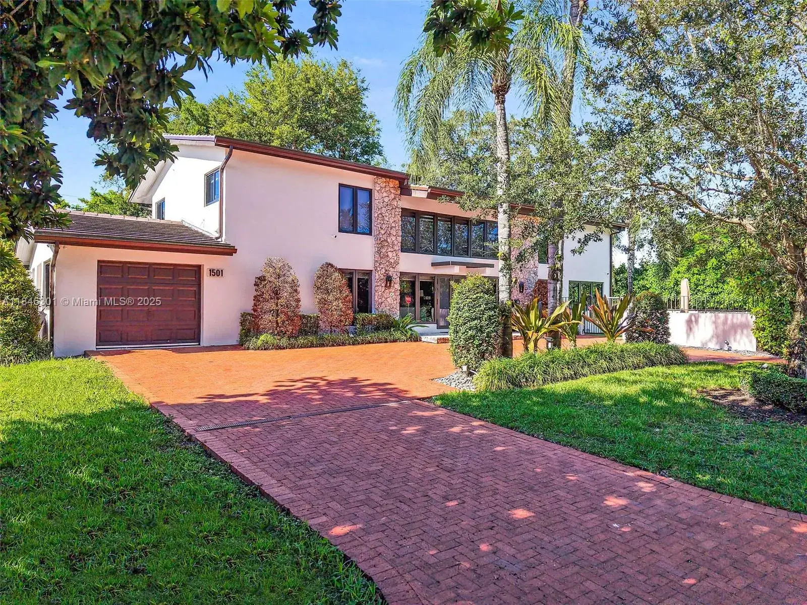4 bedroom 3 bath Residential for sale at 1501 Algardi Ave, Coral Gables FL 33146
