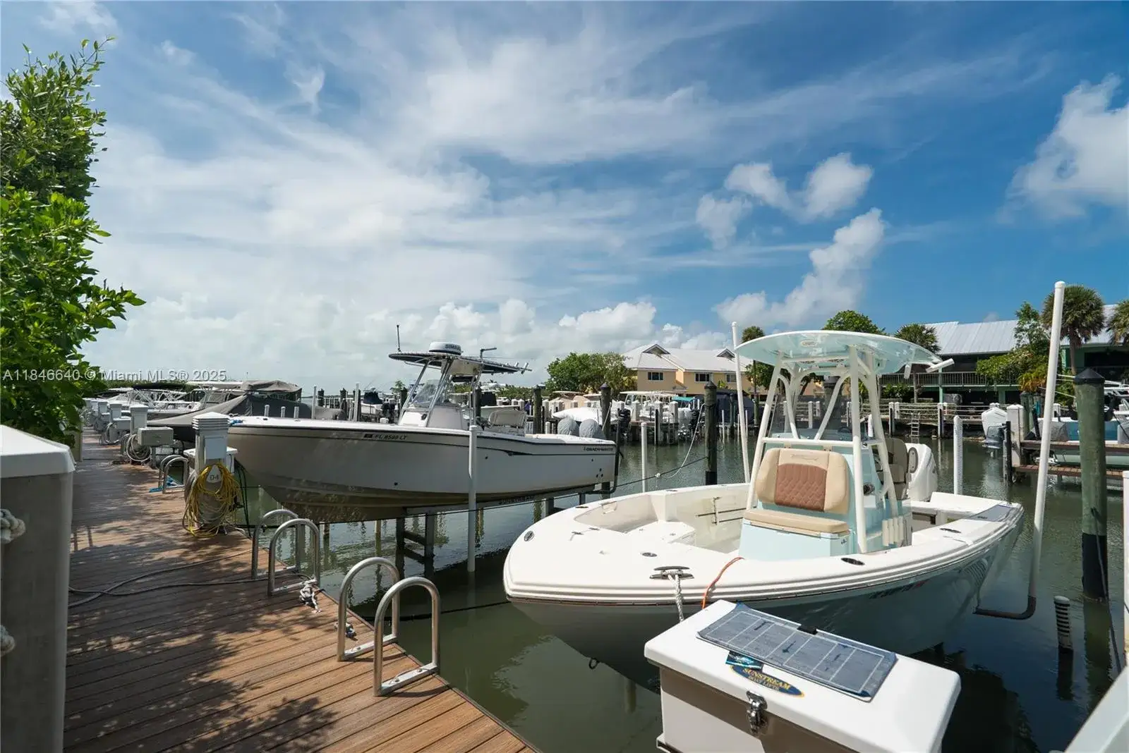 3 bedroom 3 bath Residential for sale at 9812 Windward Ave, Key Largo FL 33037