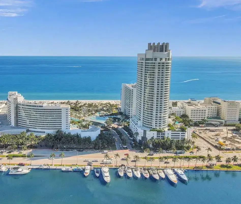 2 bedroom 3 bath Residential for sale at 4401 Collins Ave, Miami Beach FL 33140