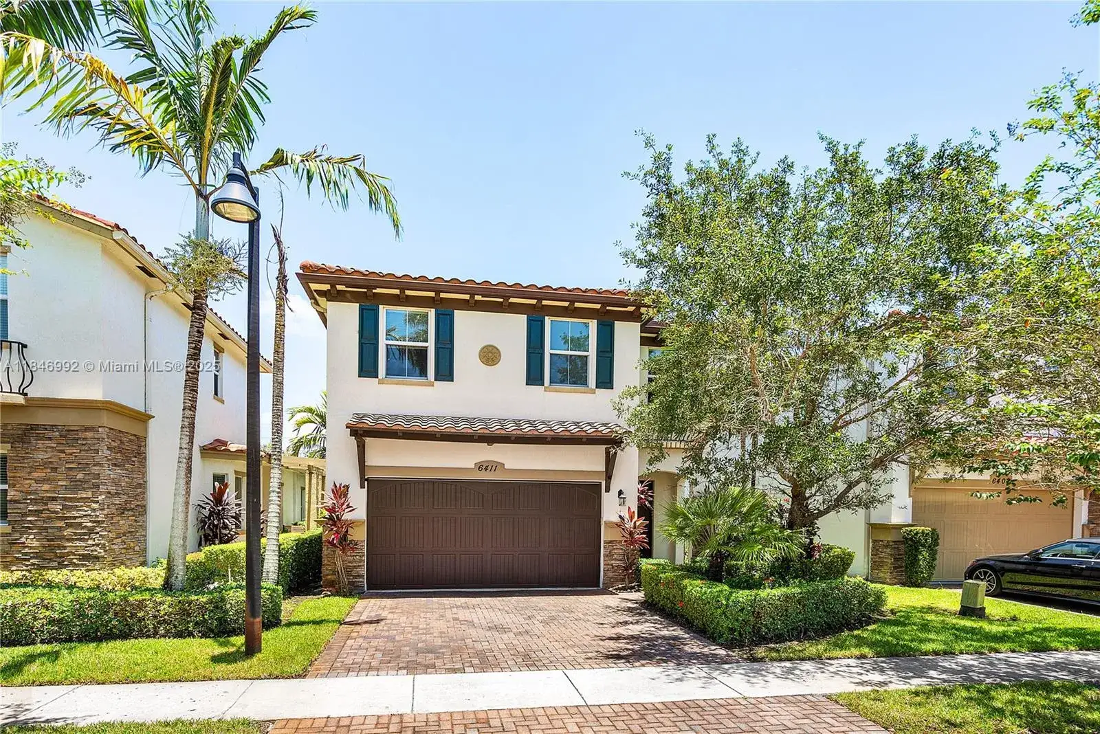 4 bedroom 2 bath Residential for sale at 6411 Osprey Landing St, Davie FL 33314