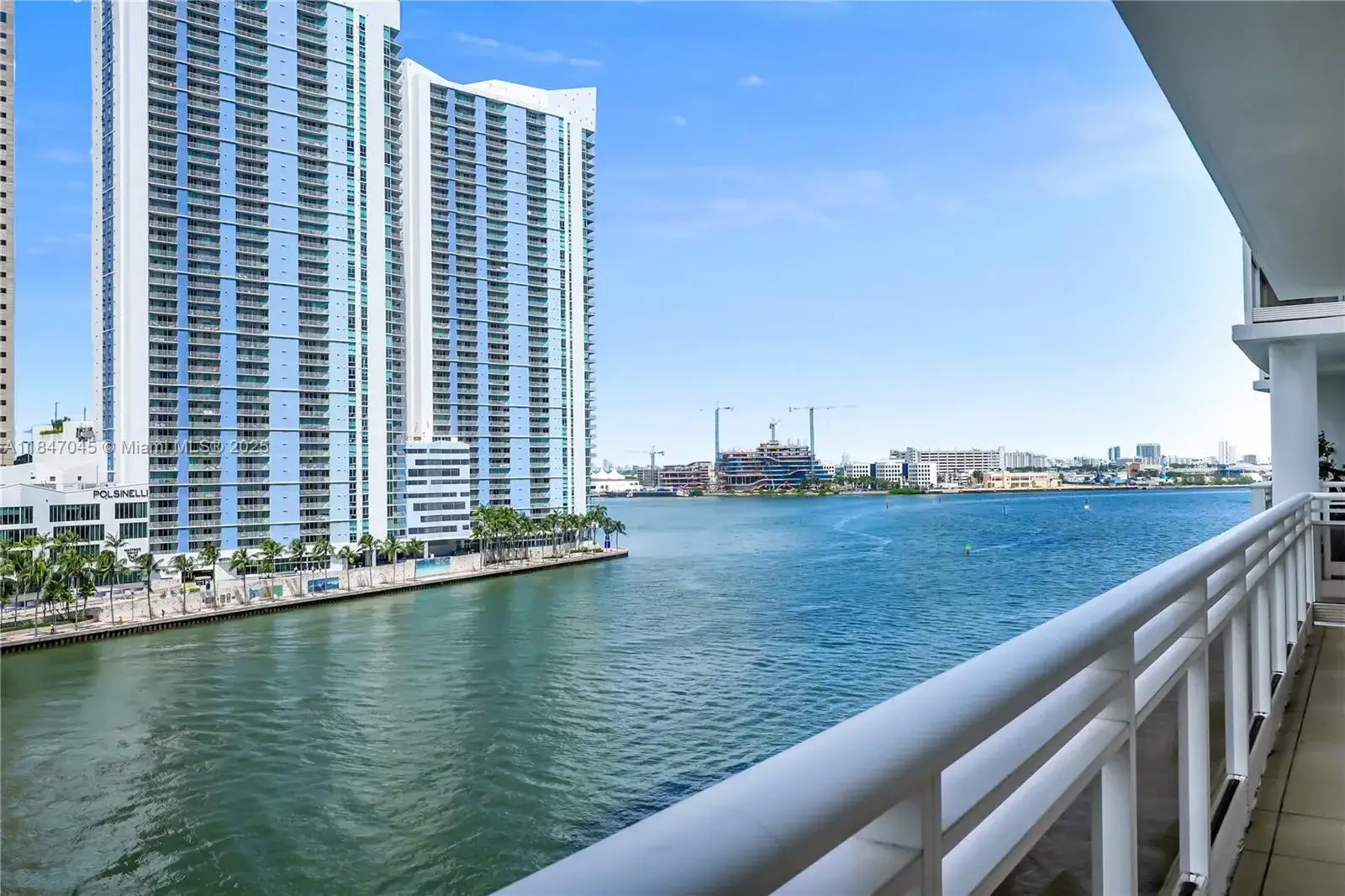 2 bedroom 2 bath Residential Lease for rent at 901 Brickell Key Blvd # 805, Miami FL 33131