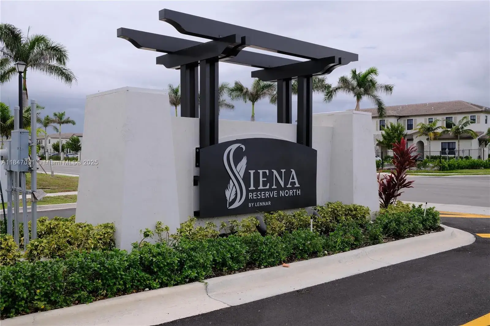 3 bedroom 2 bath Residential for sale at 23156 SW 130th Ave, Miami FL 33170