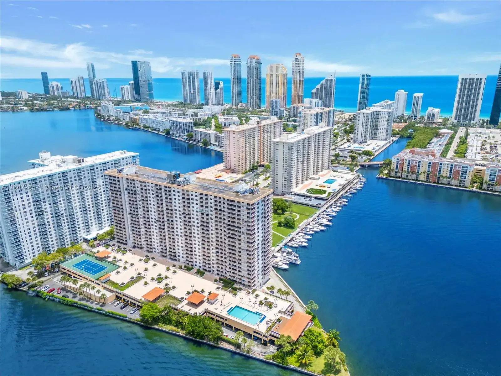 2 bedroom 2 bath Residential for sale at 290 174th St # 1006, Sunny Isles Beach FL 33160