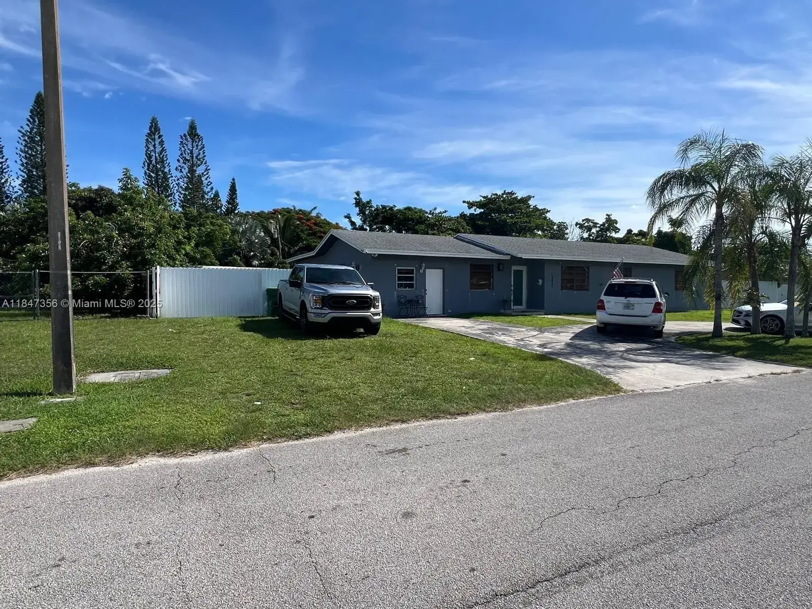 3 bedroom 2 bath Residential for sale at 12431 SW 195TH TER, Miami FL 33177