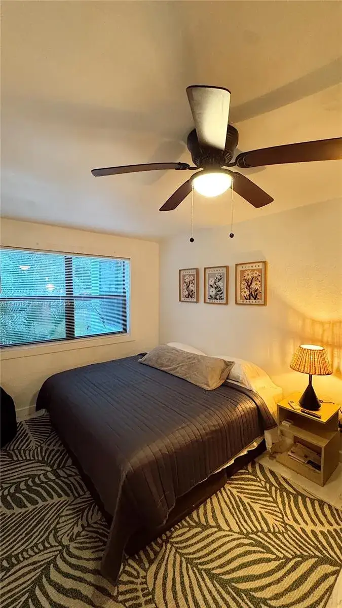 1 bath Residential Lease for rent at 460 NW 109th St, Miami FL 33168