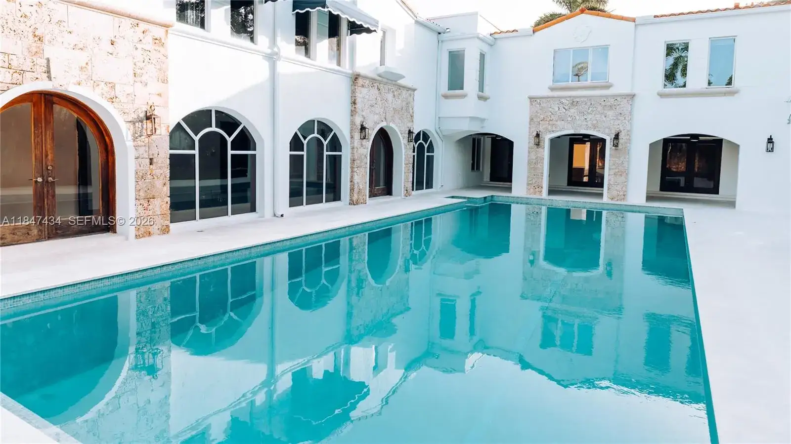 7 bedroom 10 bath Residential for sale at 2525 Indian Mound Trl, Coral Gables FL 33134