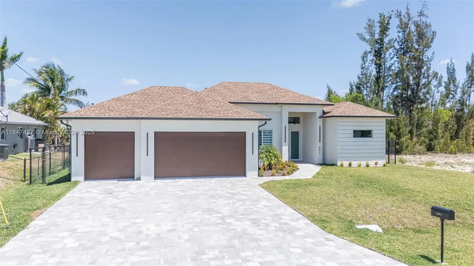 4 bedroom 3 bath Residential for sale at 601 SW 13TH ST, Cape Coral FL 33991