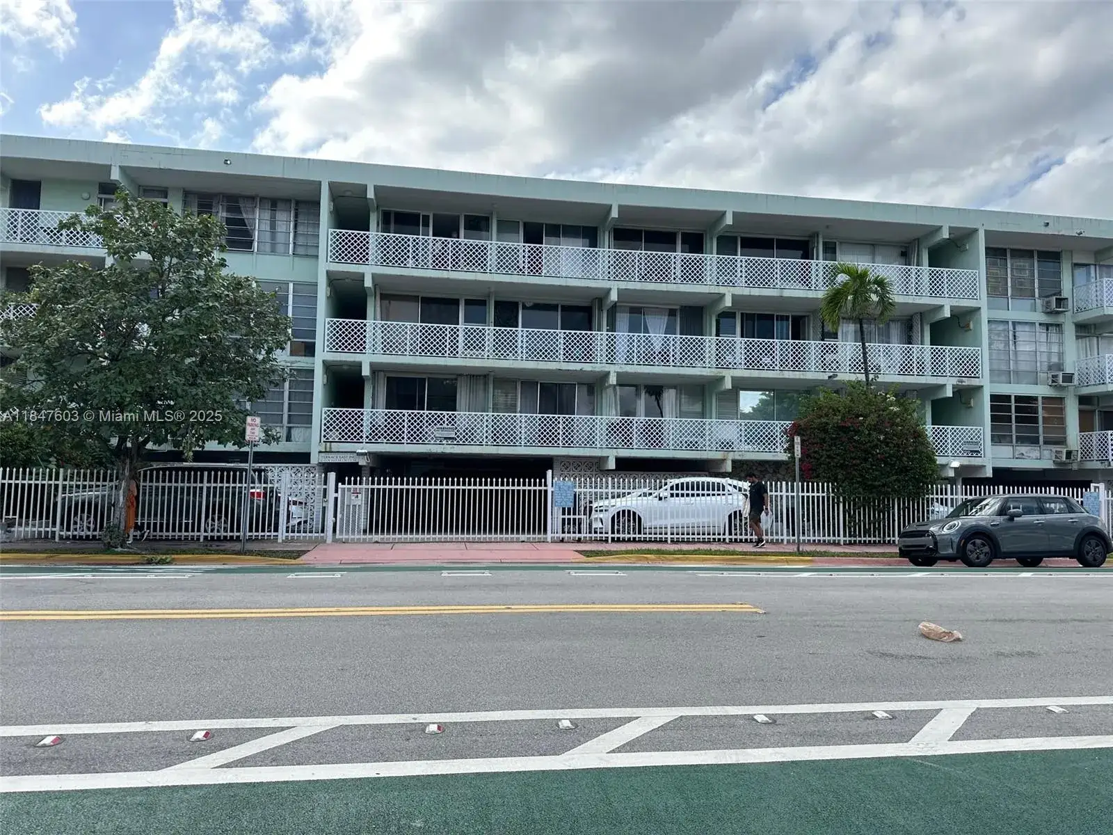 1 bath Residential Lease for rent at 1400 Pennsylvania Ave # 33, Miami Beach FL 33139