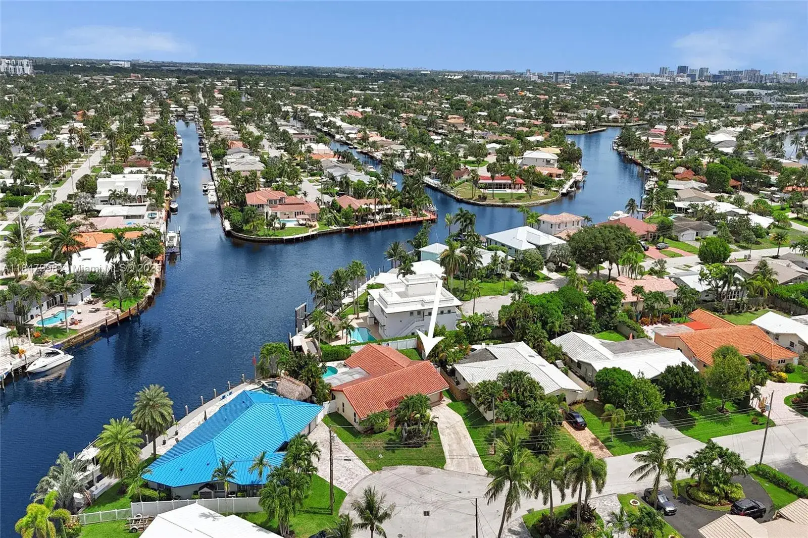 3 bedroom 2 bath Residential Lease for rent at 571 SE 11th St, Pompano Beach FL 33060
