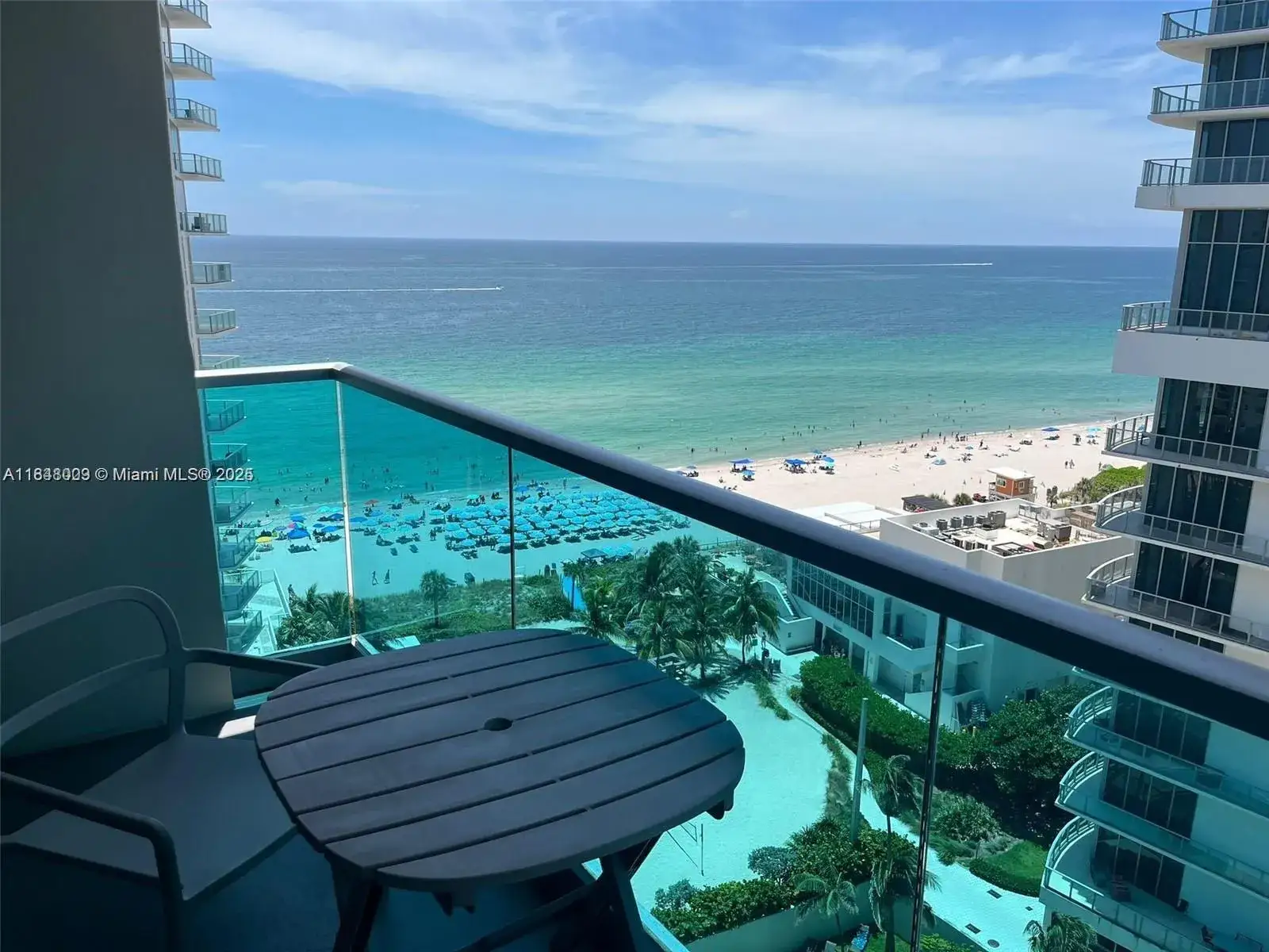 1 bedroom 1 bath Residential for sale at 4001 S Ocean Dr # 15L, Hollywood FL 33019