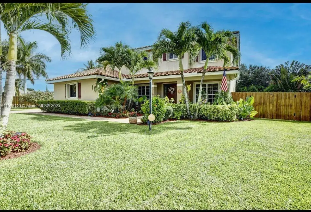 5 bedroom 3 bath Residential for sale at 2237 NW 15th Pl, Homestead FL 33030