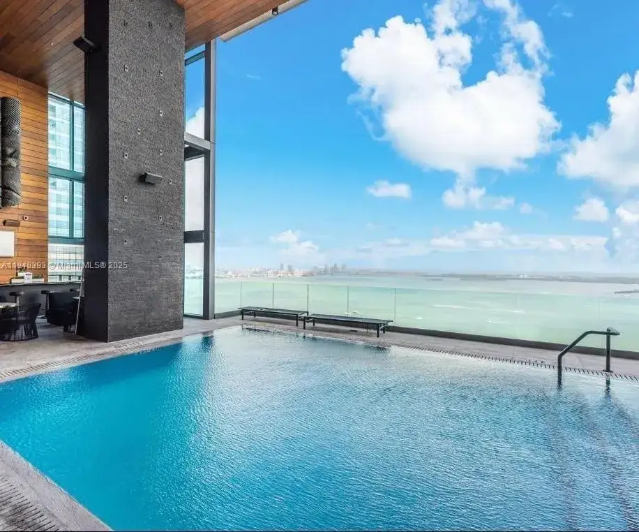 2 bedroom 2 bath Residential for sale at 1451 Brickell Ave # 2505, Miami FL 33131