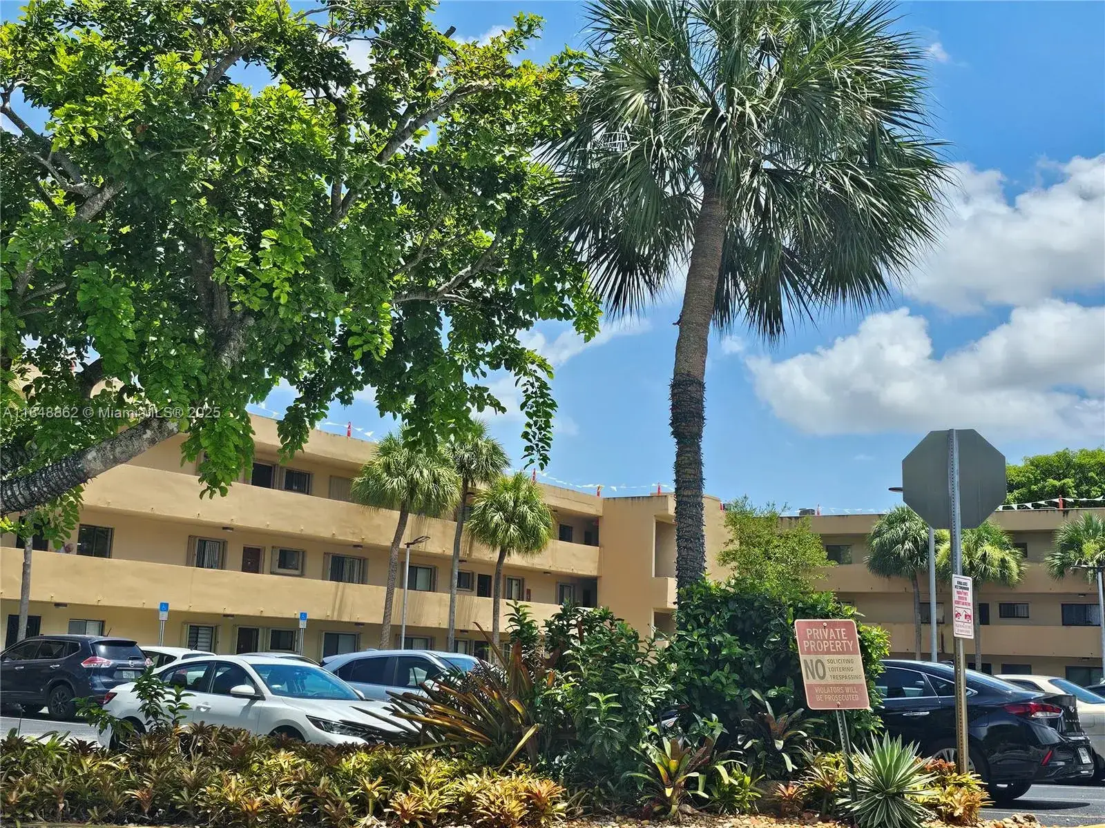 2 bedroom 2 bath Residential for sale at 8415 SW 107th Ave # 219W, Miami FL 33173