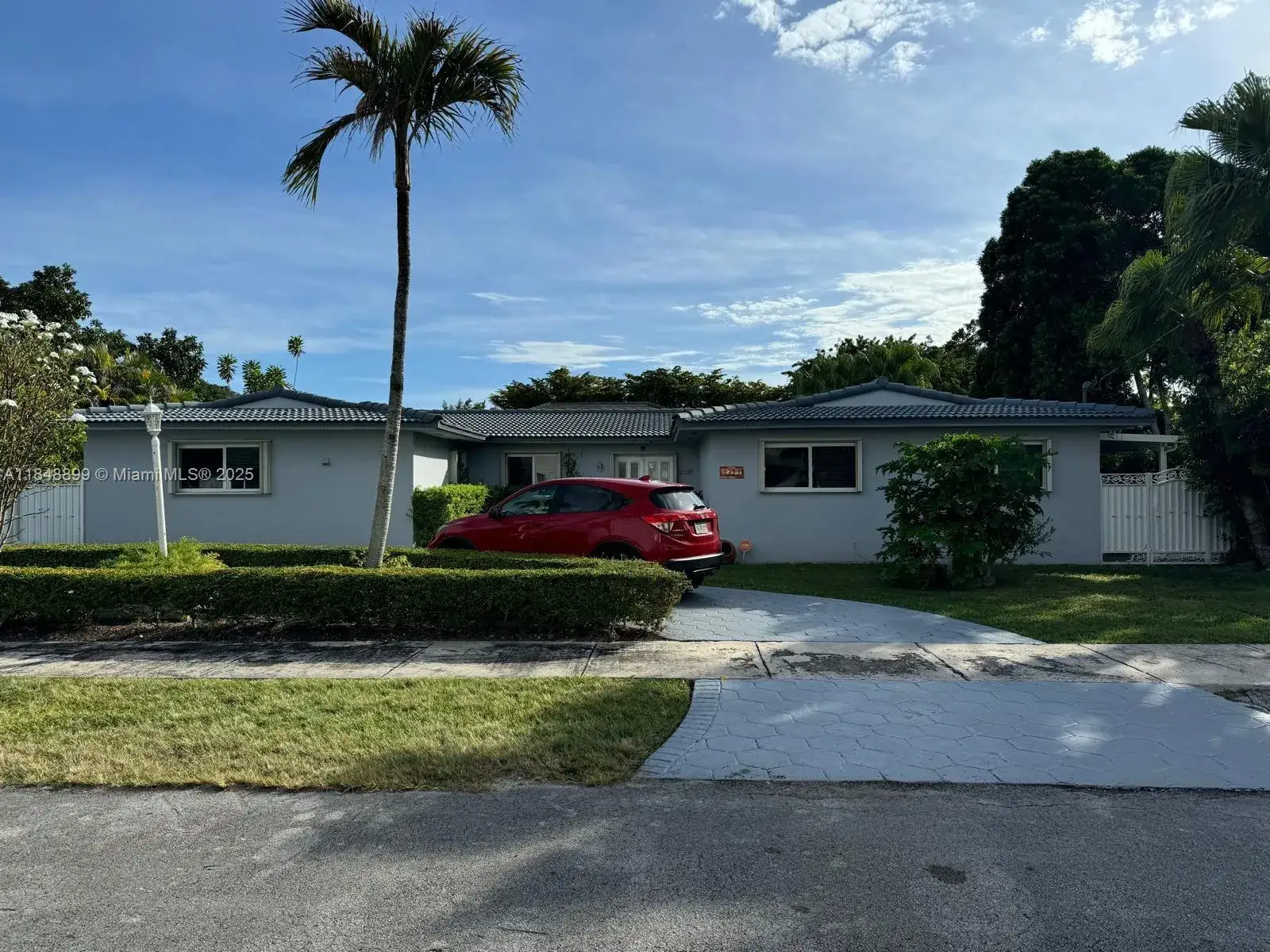 4 bedroom 2 bath Residential for sale at 4311 SW 95th ct, Miami FL 33165