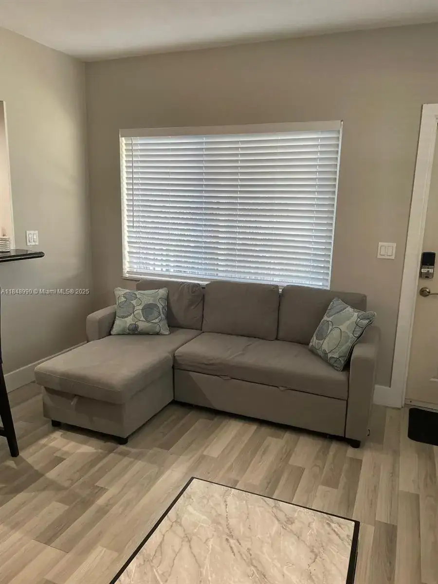 1 bedroom 1 bath Residential Lease for rent at 2200 S Ocean Dr # N312, Hollywood FL 33019