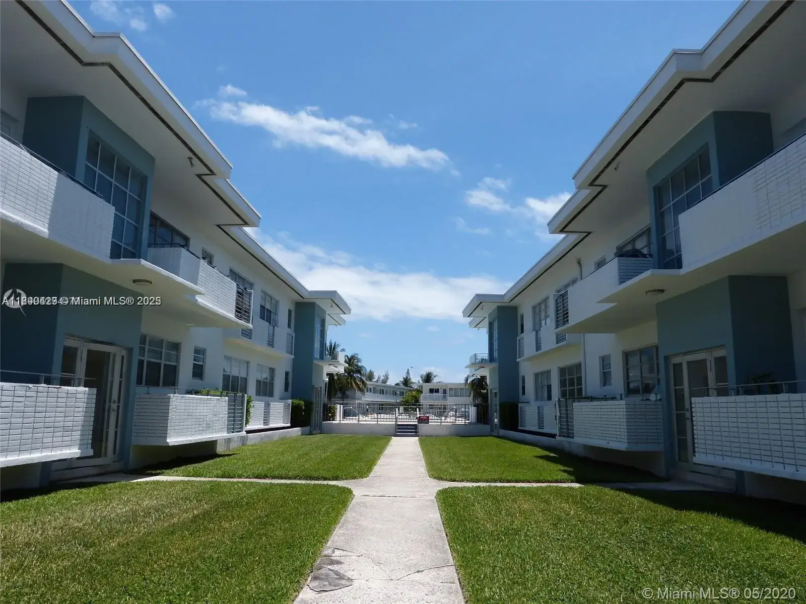 2 bedroom 2 bath Residential Lease for rent at 250 S Shore Dr # 5, Miami Beach FL 33141