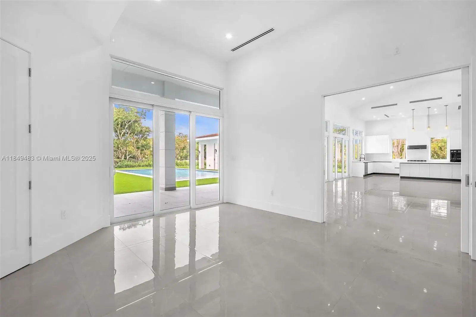 6 bedroom 7 bath Residential for sale at 7900 SW 70th St, Miami FL 33143