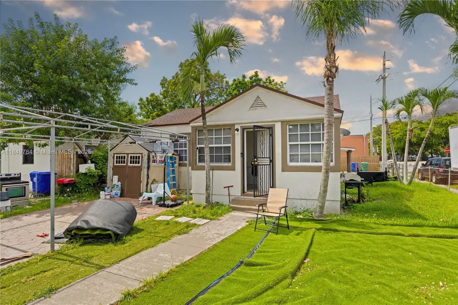 2 bedroom 2 bath Residential for sale at 790 NW 63rd St, Miami FL 33150