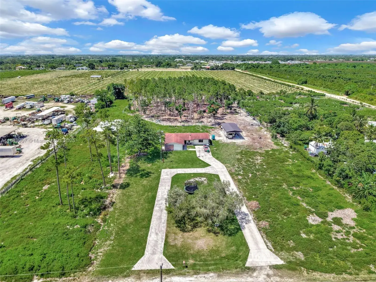 4 bedroom 2 bath Residential for sale at 19777 SW 334th St, Homestead FL 33034