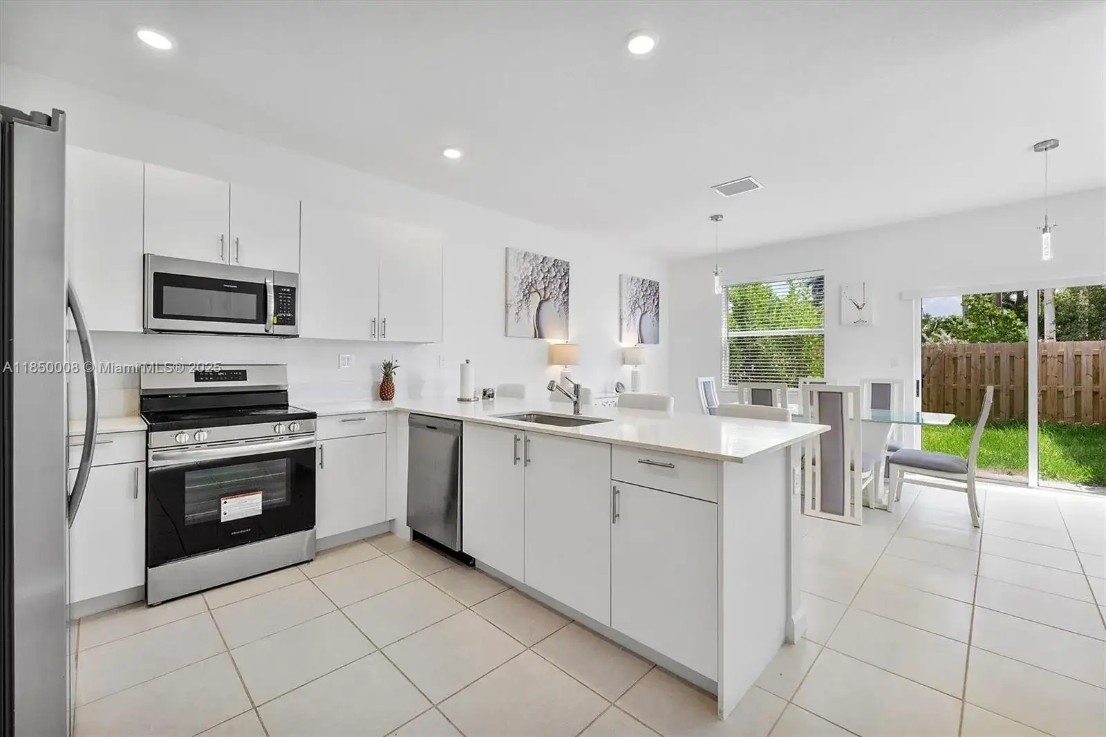 3 bedroom 2 bath Residential for sale at 29269 SW 162nd Ct, Homestead FL 33033