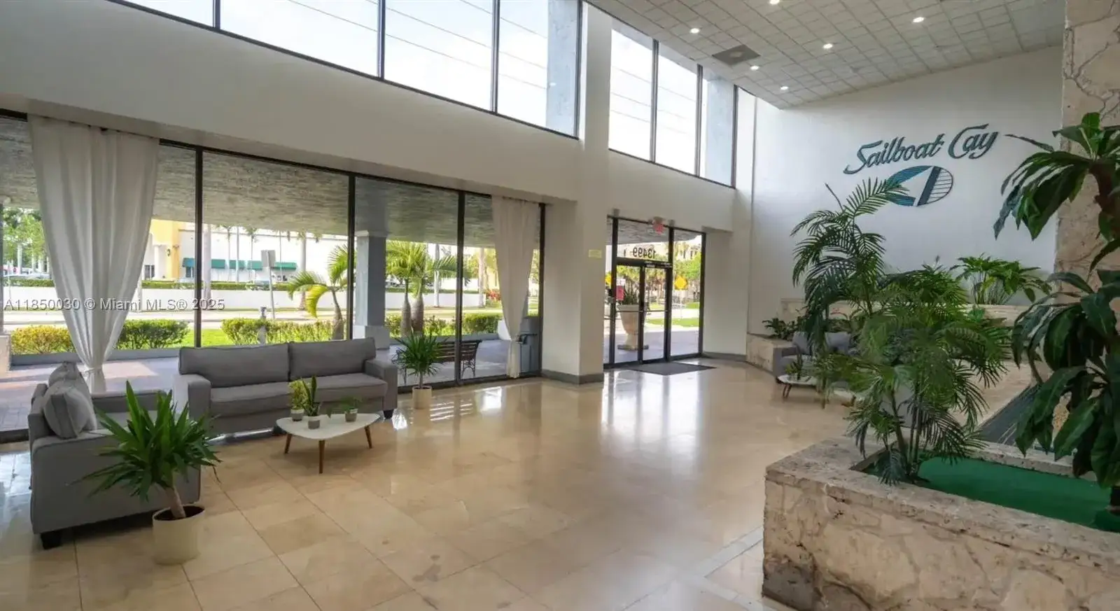 1 bedroom 1 bath Residential for sale at 13499 Biscayne Blvd # 612, North Miami FL 33181